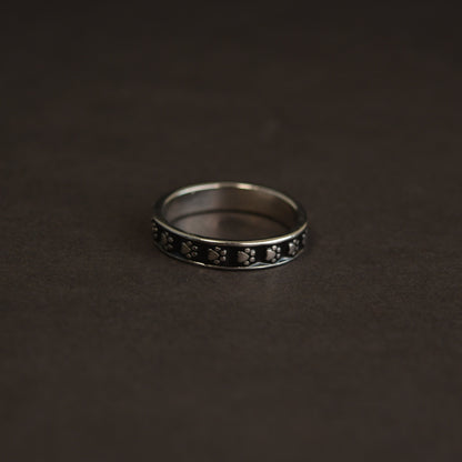 925 silver paw ring band with black enamel